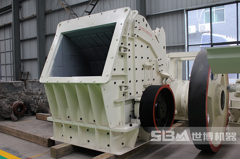 LF大口徑反擊式破碎機(jī)