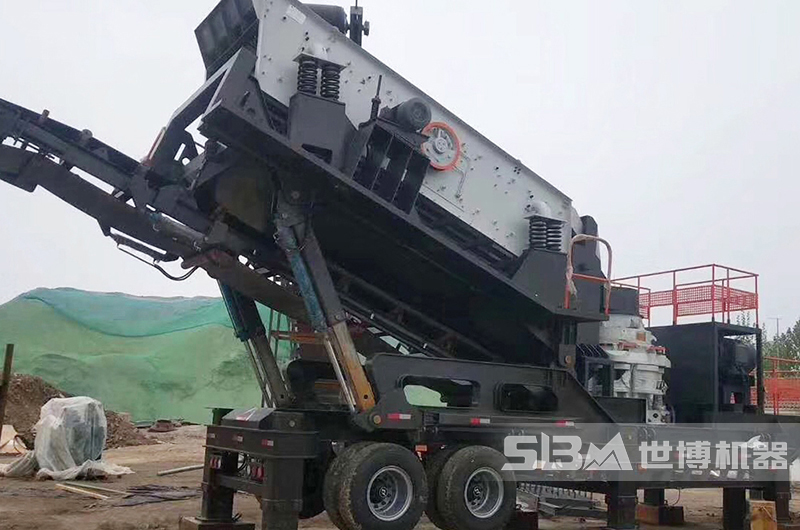 移動式碎石場生產(chǎn)線安裝現(xiàn)場