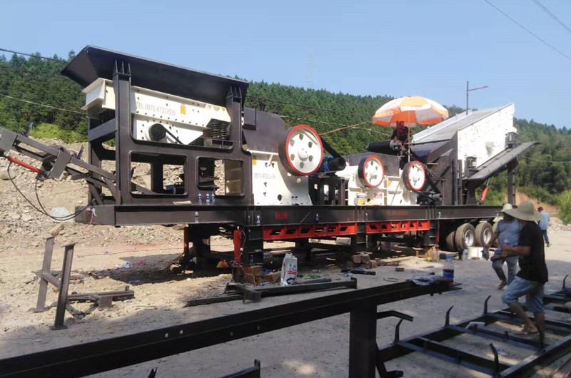 多機(jī)組合移動(dòng)磨石子石粉機(jī)