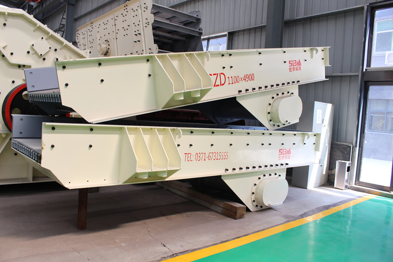 大型石料給料機(jī)設(shè)備，1100X4900大型給料機(jī)