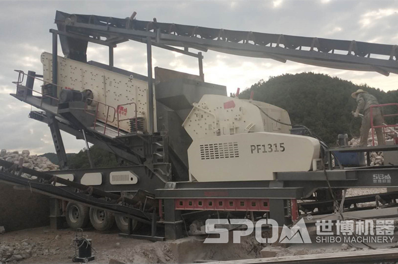 裝在移動車上的1315反擊破