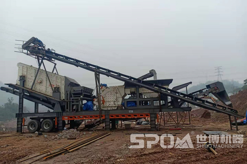 三組合移動(dòng)破碎站