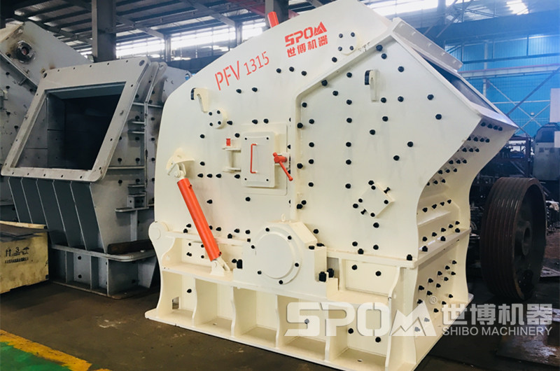 1315反擊破碎石機