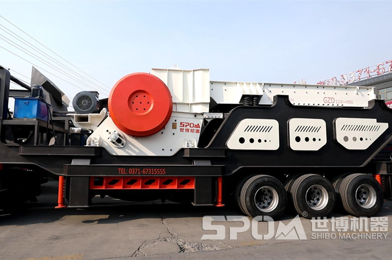 輪胎式顎破碎石機