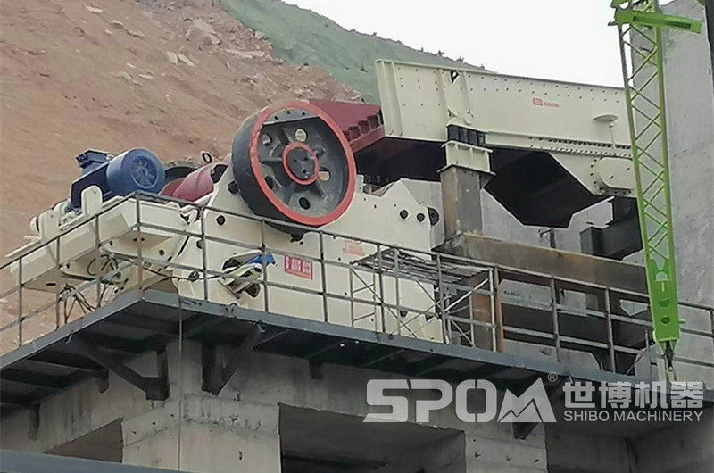 采石場(chǎng)一級(jí)破碎石料設(shè)備