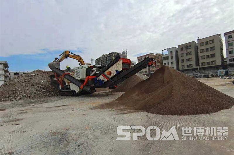 城市周邊建筑垃圾處理現(xiàn)場，東莞侯總工地